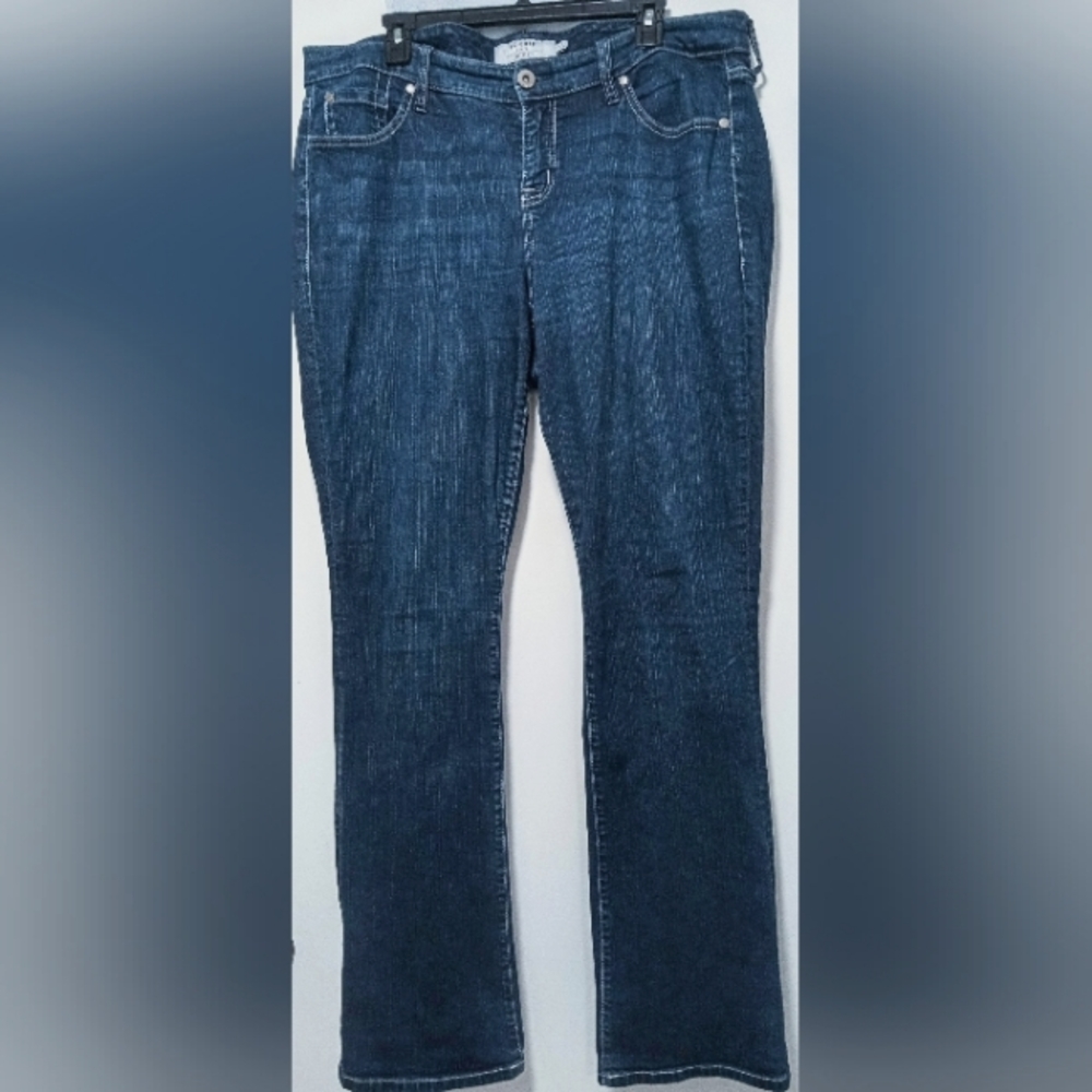 TORRID 16T SLIM BOOT CUT JEANS